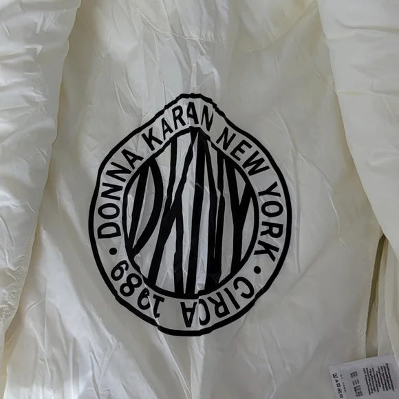 DKNY Puffy Jacket Size XL - Picture 7 of 8